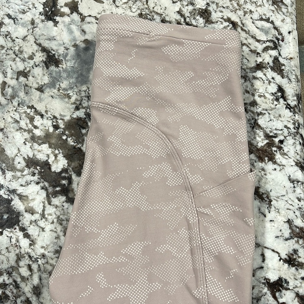 Lululemon swift speed 28”
